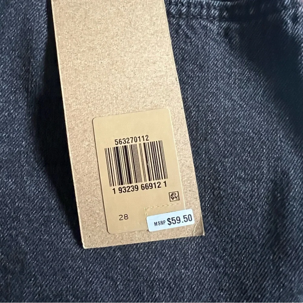 Levi's 501 Black Denim Jean Shorts - Picture 4 of 4